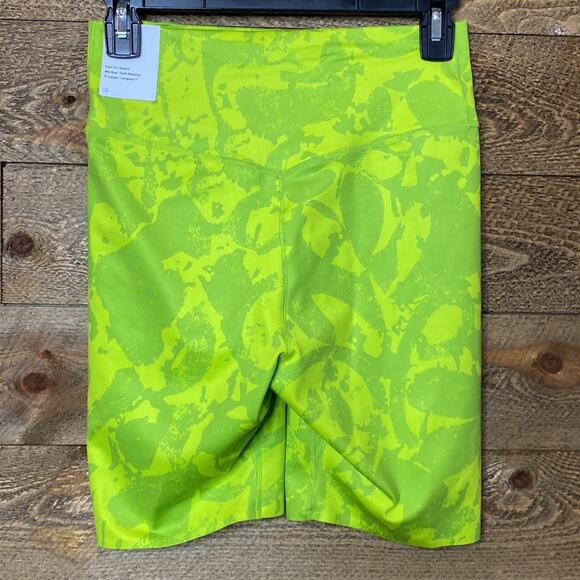 Nike One Luxe Icon Clash Training Shorts Green Pull-On Stretch Size Small NWT - Picture 6 of 10